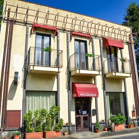 Milomax Hotel