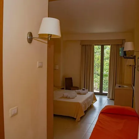Milomax Hotel Milo